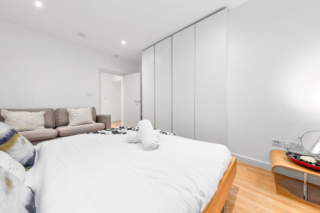 3-Bedroom Flat In London Sleeps 14 Hy1 Exteriér fotografie