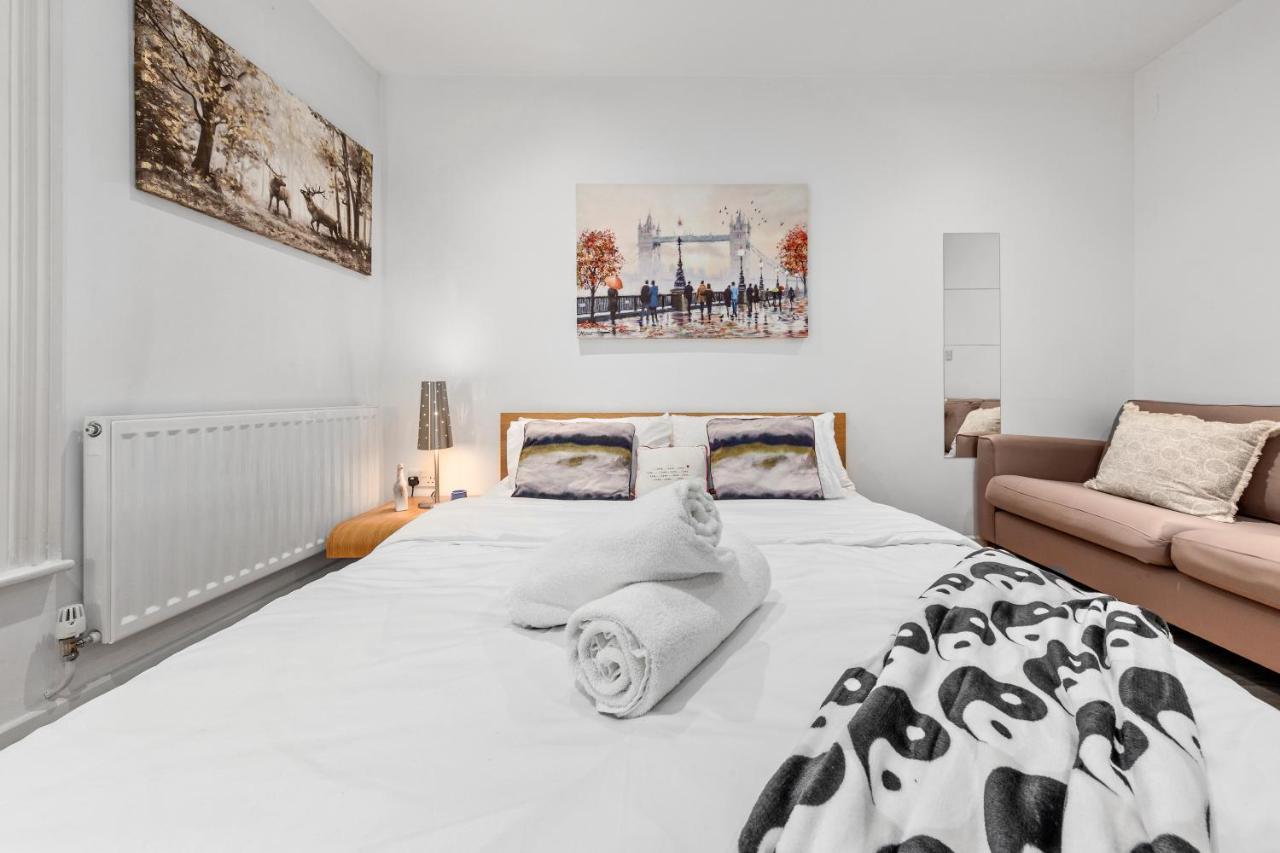 3-Bedroom Flat In London Sleeps 14 Hy1 Exteriér fotografie